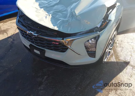 2024 Chevrolet Trax Fwd 2Rs z USA, uszkodzony, nr VIN KL77LJE22RC224966